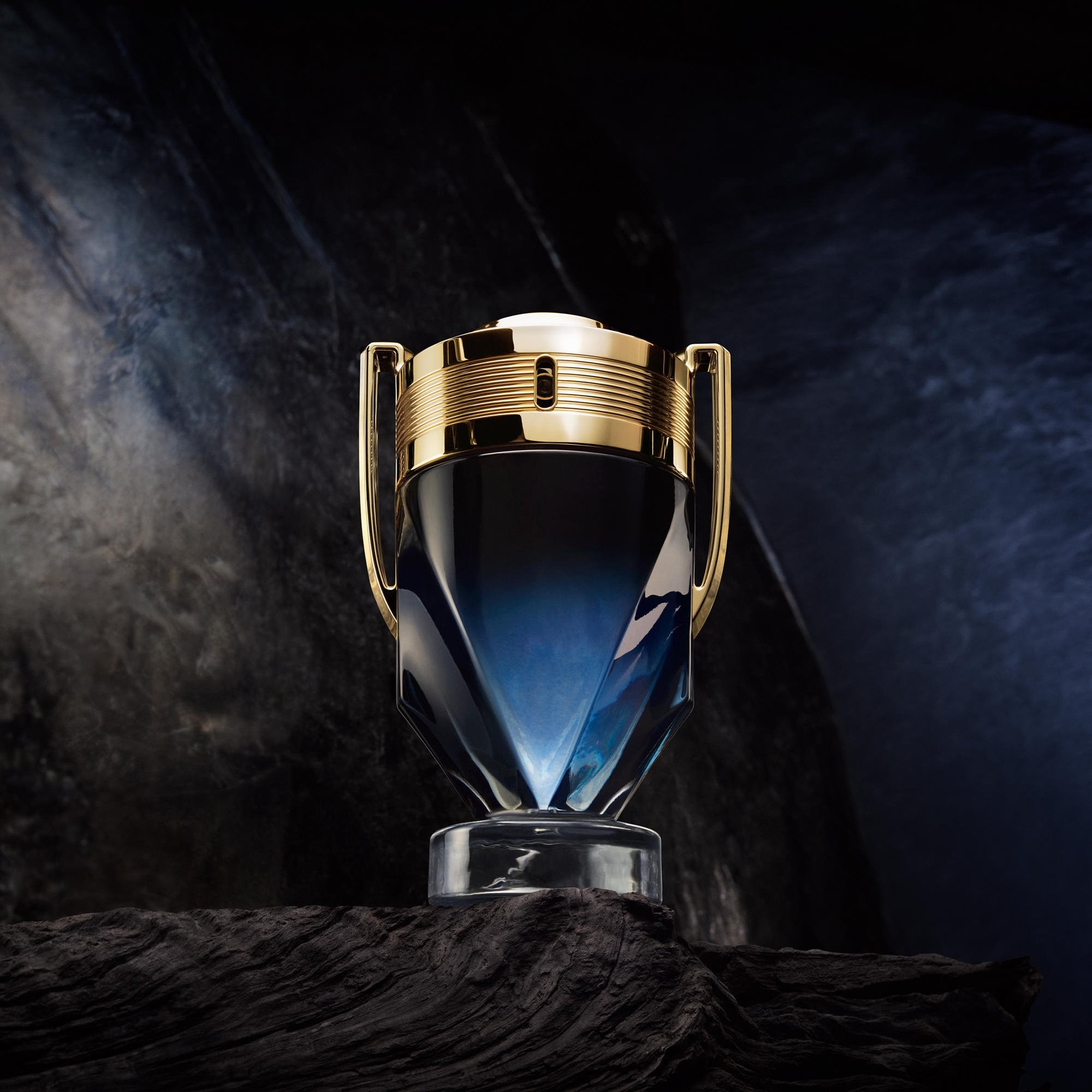 Rabanne Invictus Perfume 50 ml Parfumswinkel