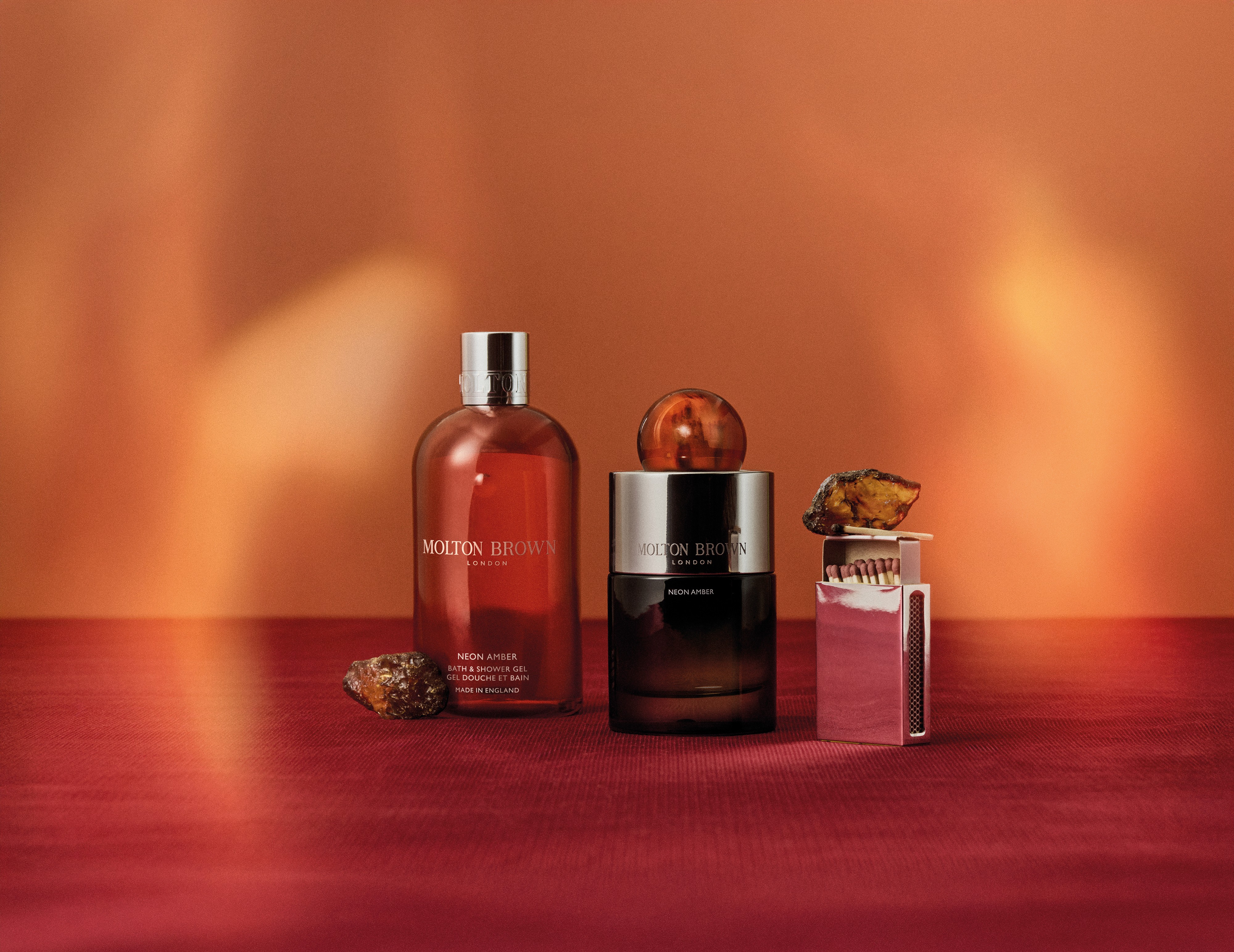 Molton Brown Neon Amber Eau de Parfum 100 ml | Parfumswinkel